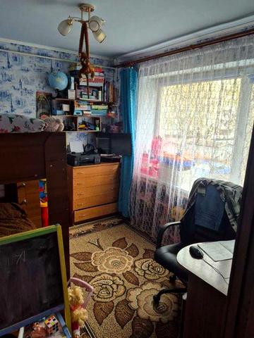 Продам 2 ком.гостинку Одесская