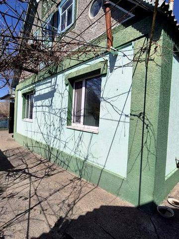 Продаж будинку з комунікаціями.  С. Фурси.  Поруч річка