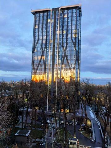 Оренда трикімнатнатної квартири з паркінгом в ЖК ШЕРВУД