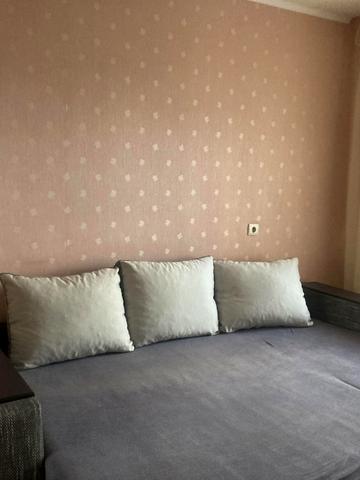 Федора Ернста вул., 8