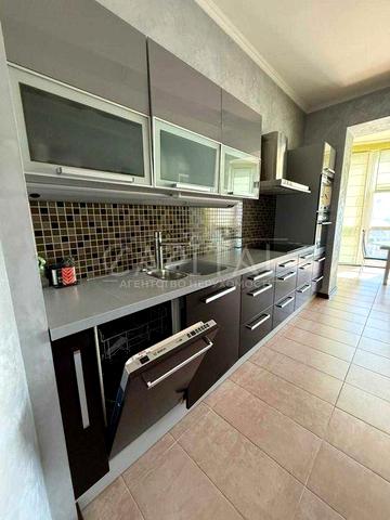 Видова 3К + 2 паркінга Івасюка 6Б ЖК Оазіс Оболонь Набережна