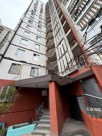Продається 3 к квартира пр. Мира,71 , лев-3