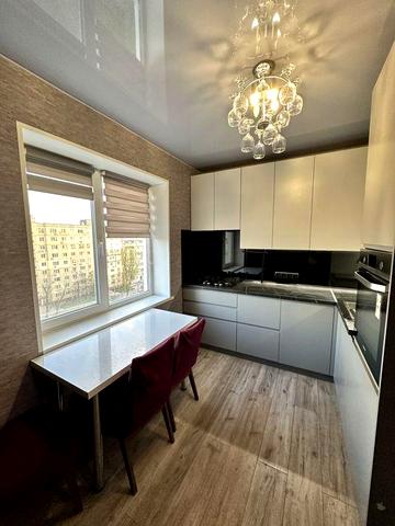 Здам в аренду свою 1 кімнатну квартиру Перемога 6