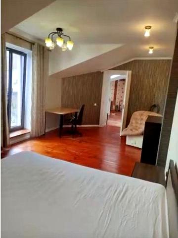 3 кім центр Донцова 80 м2 меблі можна з тваринами