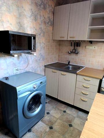 Сдаётся в аренду 1-комн. кв-ра. Намыв. Лазурная.