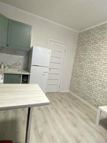 Урлівська вул., 9