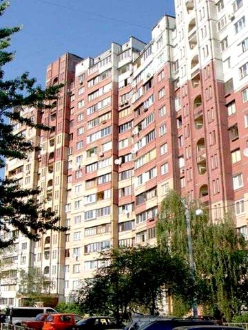 Продаж 2-кімнатної квартири біля парку з озером. Закревського 19.
