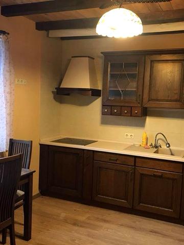 Оренда будинку.Русанівські сади—метро Лівобережна 10 хв