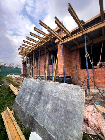 Продаж будинку, землі в с. Малечковичі від власника!ціна до 01.06.