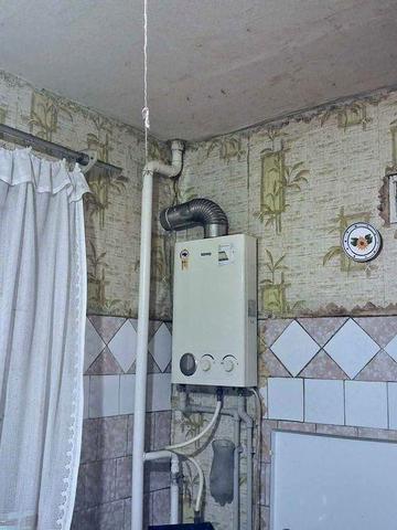 1-кімн.квартира.40 кв.м. 2/9 Центр. Набережна