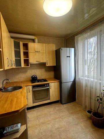 Сдам шикарную 2х комнатную квартиру  на Салтовке, метро Студенческая 7 мин!