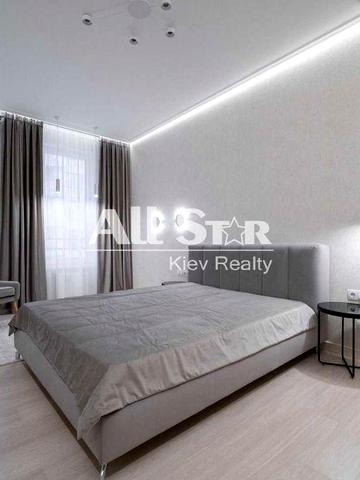 Продаж 4к квартири в Києві, ЖК Ярославів Град, Шевченківський р-н, Бульварно-Кудрявська вул. 15 Без комісії