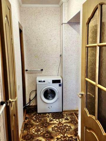 2 кімн вулиця Криворіжсталі Червона