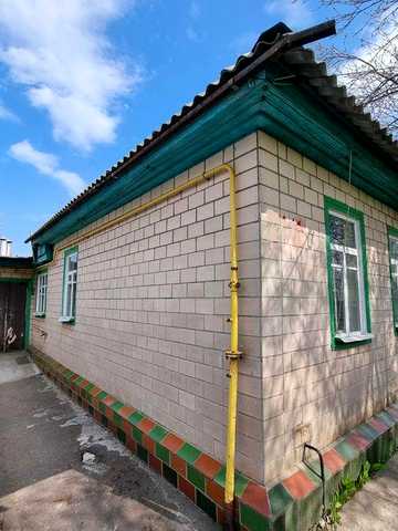1/2 будинку, р-н школи олімпійського резерву, вул. Сагайдачного