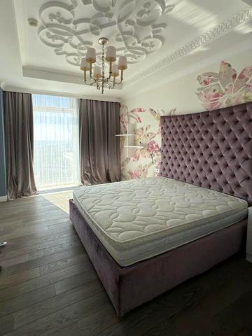 Івана Мазепи вул. (Січневого Повстання), 11-Б