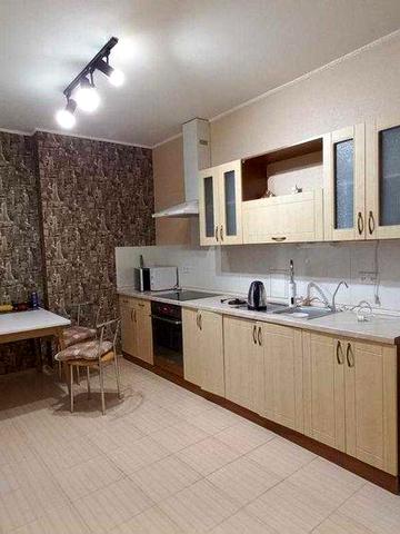 Лобановського 6в, Соломянка, оренда просторої 1к квартири