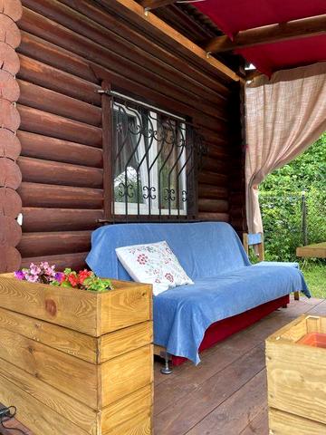 Здається дача на місяць