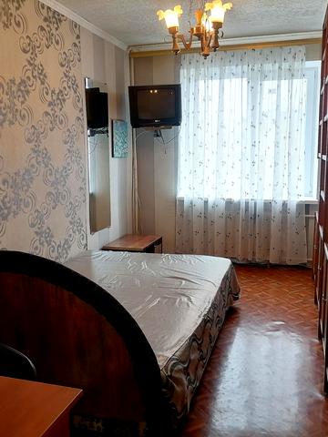 Князя Ярослава Мудрого вул. (Ленінградська), 18