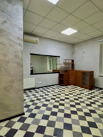 Хлібопекарська вул. (Воровського), 34