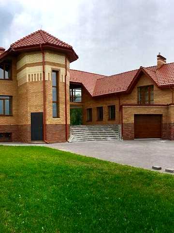 Продаж 10к Дім Центральна вулиця