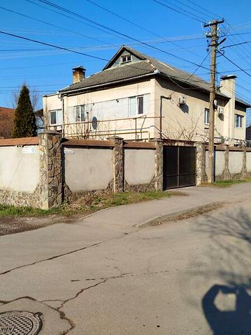 Продаж 4к Дім вулиця Миру