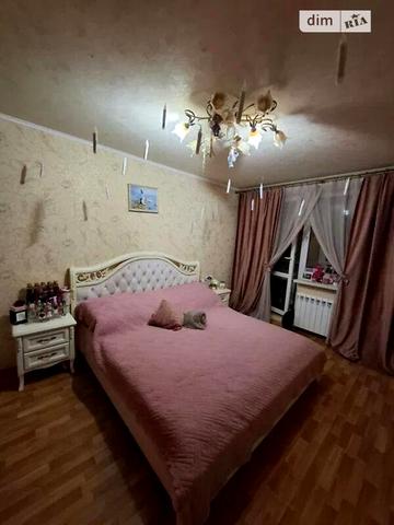Продаж 3к Квартира Зерновий провулок