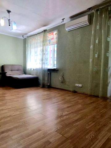 Продаж 3к Квартира Космічна вулиця