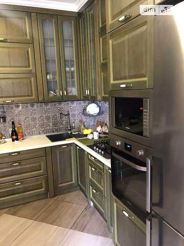 Продаж 3к Квартира Тополіна вулиця