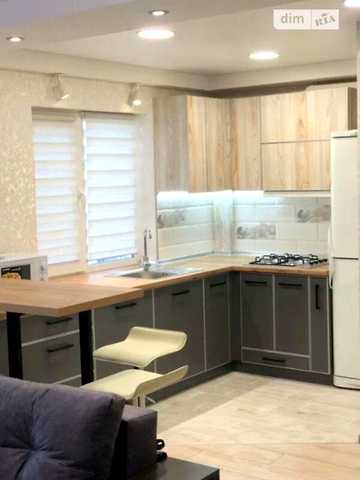 Продаж 2к Квартира Світла вулиця