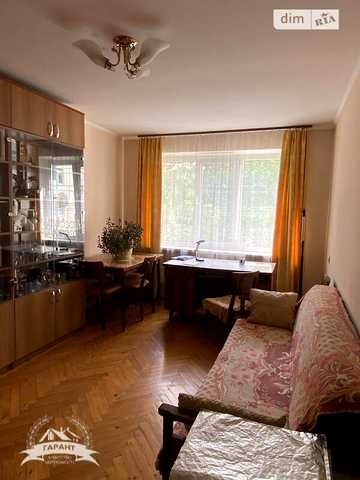Продаж 3к Квартира Юності проспект