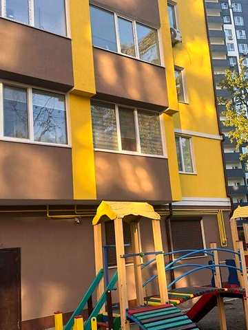 Продаж 2к Квартира вул. Миколи Сингаївського