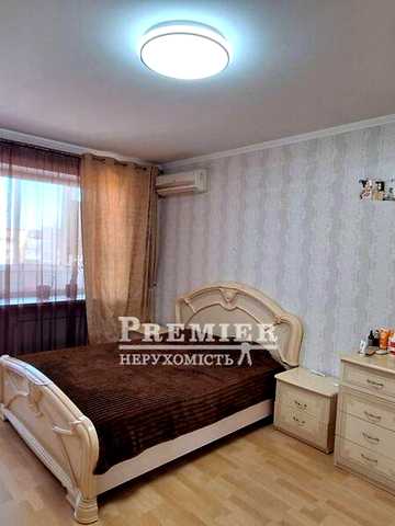 Продаж 1к Квартира Парусна вулиця
