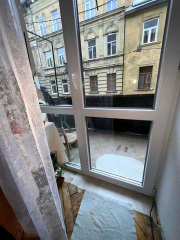 Продаж - 2-кімн. квартира, вул. Стефаника