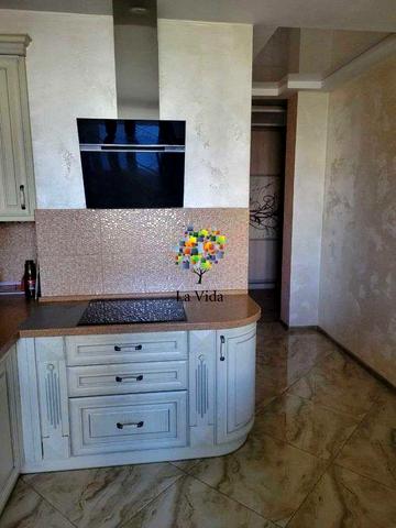 Продаж 3к квартири Градинська 3