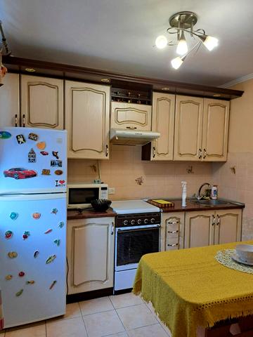 Бузника вул., 12