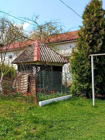 Продаж 2к квартири у центрі  міста з гаражем 30м2 і господарськими приміщеннями