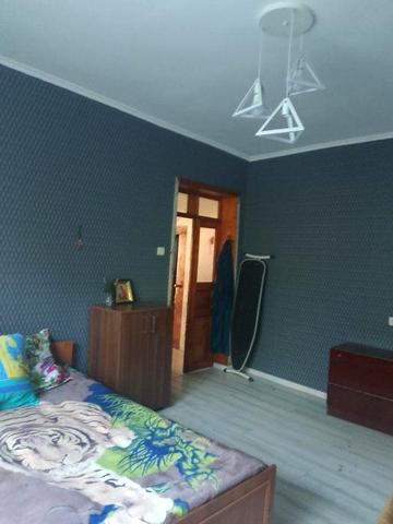 Сдам дом Малиновского /рынок 2 к 60 м ,авто во дворе,широкий фасад