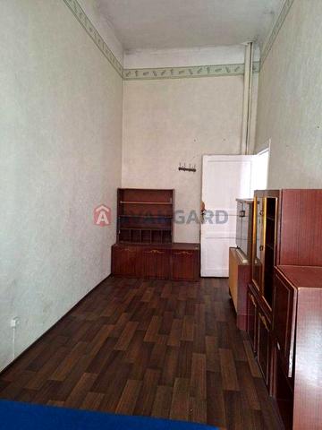 Продам 2 комнатную квартиру, центр