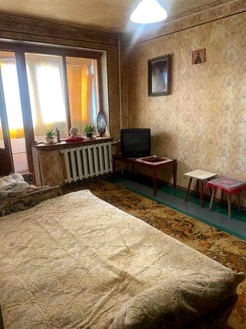 Сдам 1 - комнатную квартиру. Проспект Науки 118.