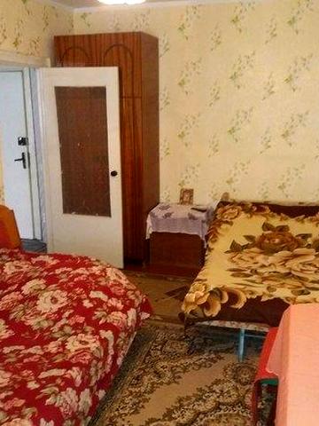 1 Таврический Покрышева Аренда Квартиры
Несколько спальных диванов,
Всё необходимое есть, постельное, посуда, бойлер, стиральная м