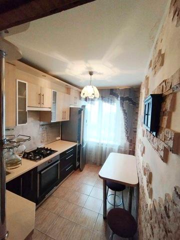 Сдам 2 кімнатну квартиру з кінця квітня ня