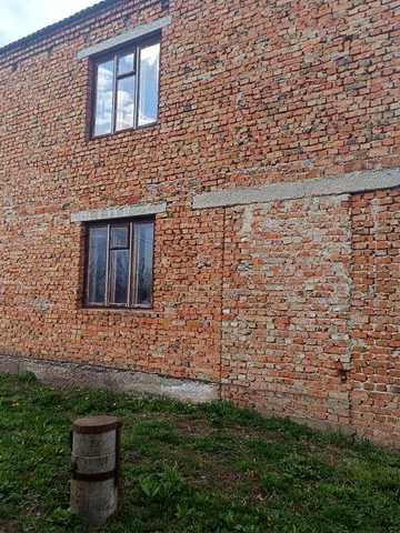 Будинок з городом