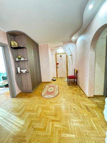 Оренда 2к роздільна м Деміївська вул Феодосійська 8 !