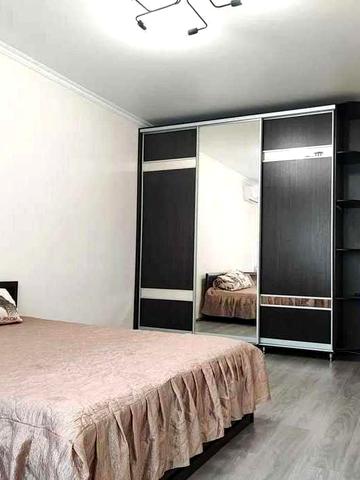 Здається 1-кімнатна квартира на вул.Вахтанга Кікабідзе,13А