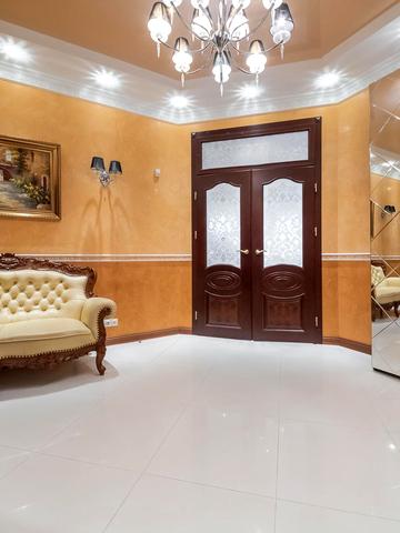 Старонаводницька вул., 13