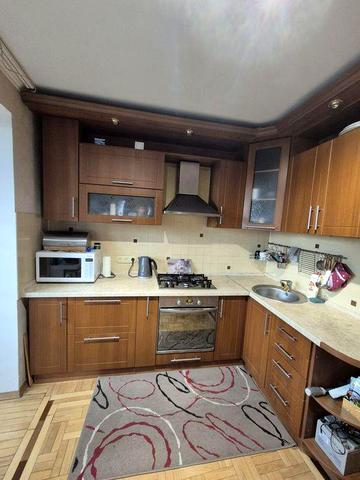 Продам 3к квартиру Симиренка 25-А,спецпроект 1993р