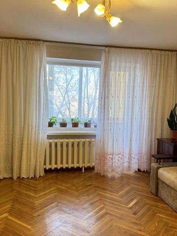 Продаж 3 кімнатноі квартири в центрі міста