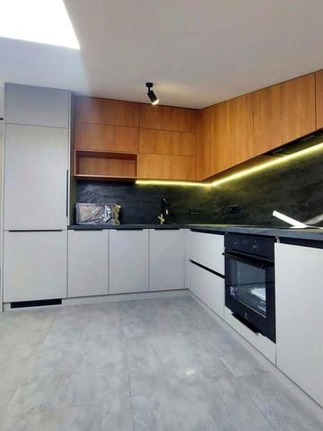 3к квартира з ремонтом мансардного типу в центрі міста ЖК Містечко Центральне