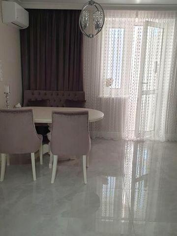 Собственник , сдам апартаменты на Павленковской  (центр) с 22.04. Смотреть можно раньше.