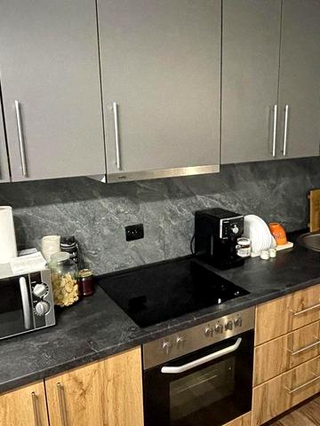 Здається в оренду кв-ра по вул Єньківській  неподалік  від Епіцентру